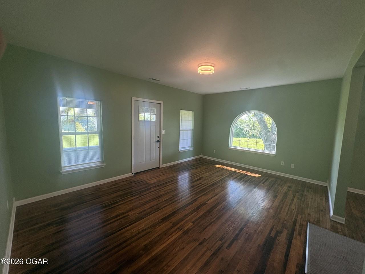 5002 W 26th St - Photo 4 of 15