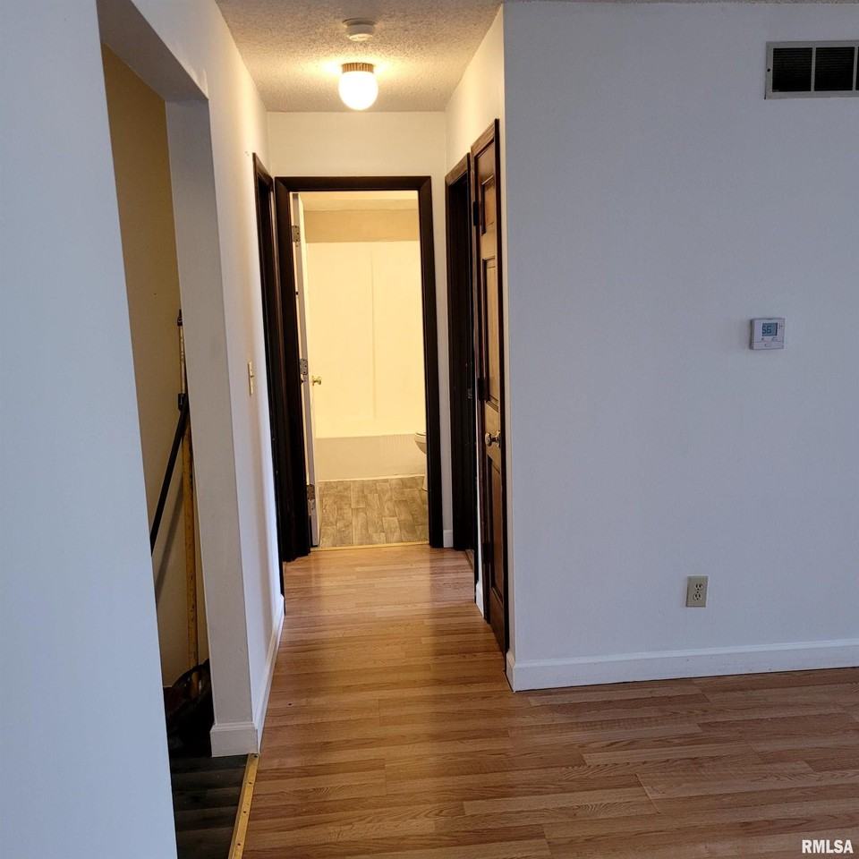 2022 Austin Dr - Photo 3 of 8