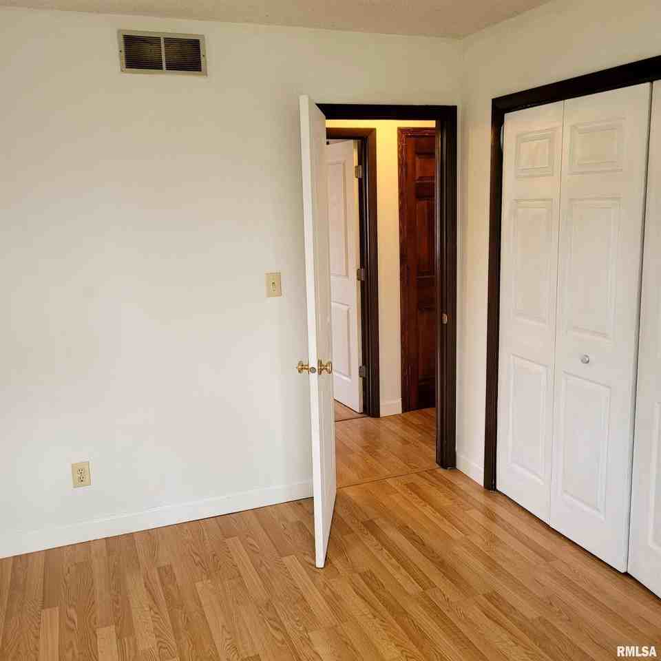2022 Austin Dr - Photo 7 of 8