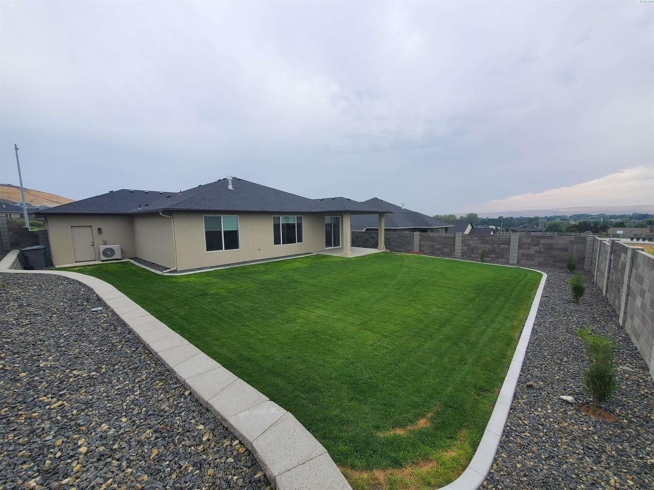 4130 Clover Rd - Photo 5 of 35
