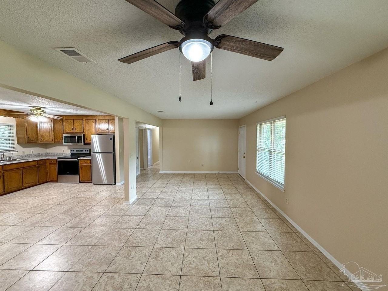 7724 Rustling Pines Dr - Photo 2 of 17