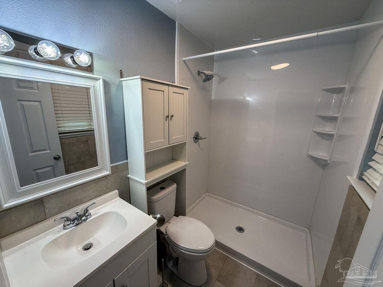 7724 Rustling Pines Dr - Photo 7 of 17