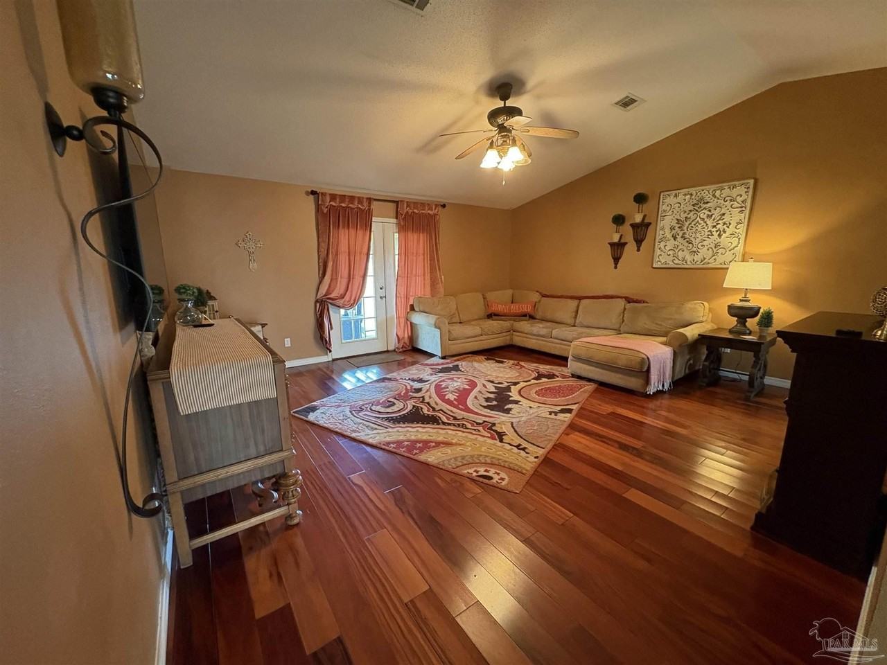 4314 Quiet Ct - Photo 3 of 26