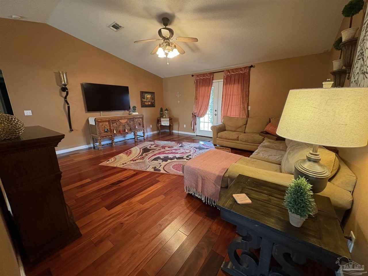 4314 Quiet Ct - Photo 5 of 26
