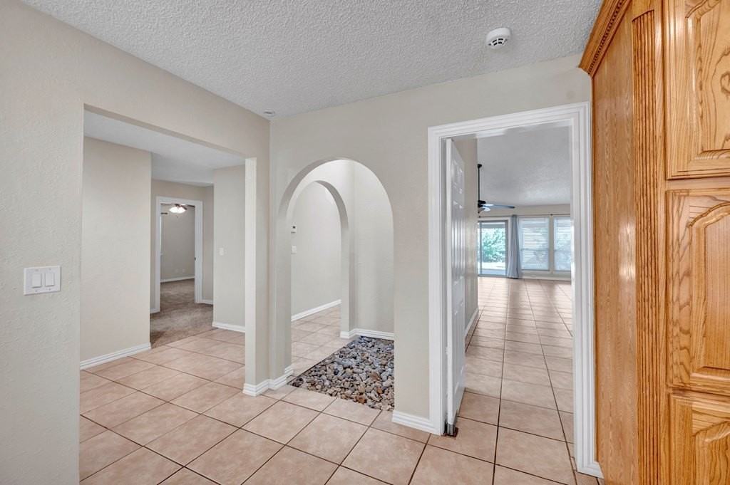 4202 Merrill Dr - Photo 6 of 34