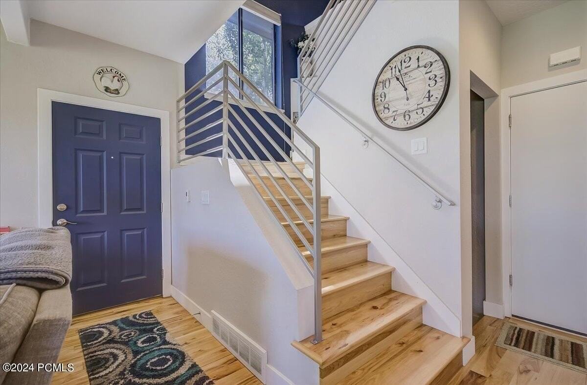 2690 Cottage Loop - Photo 2 of 25