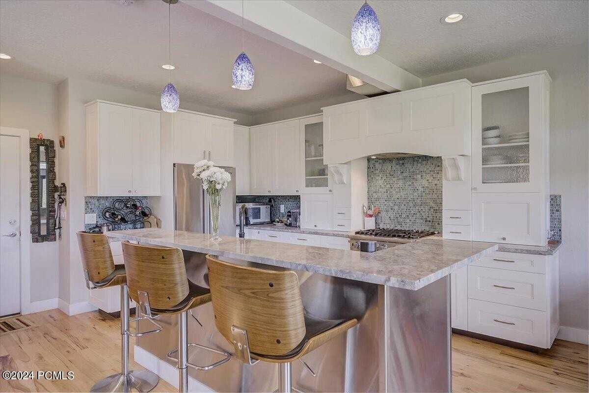 2690 Cottage Loop - Photo 6 of 25