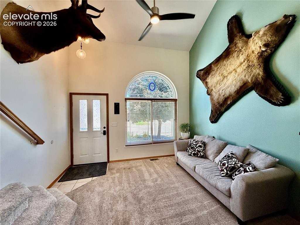 2112 Bent Tree Ln - Photo 3 of 35