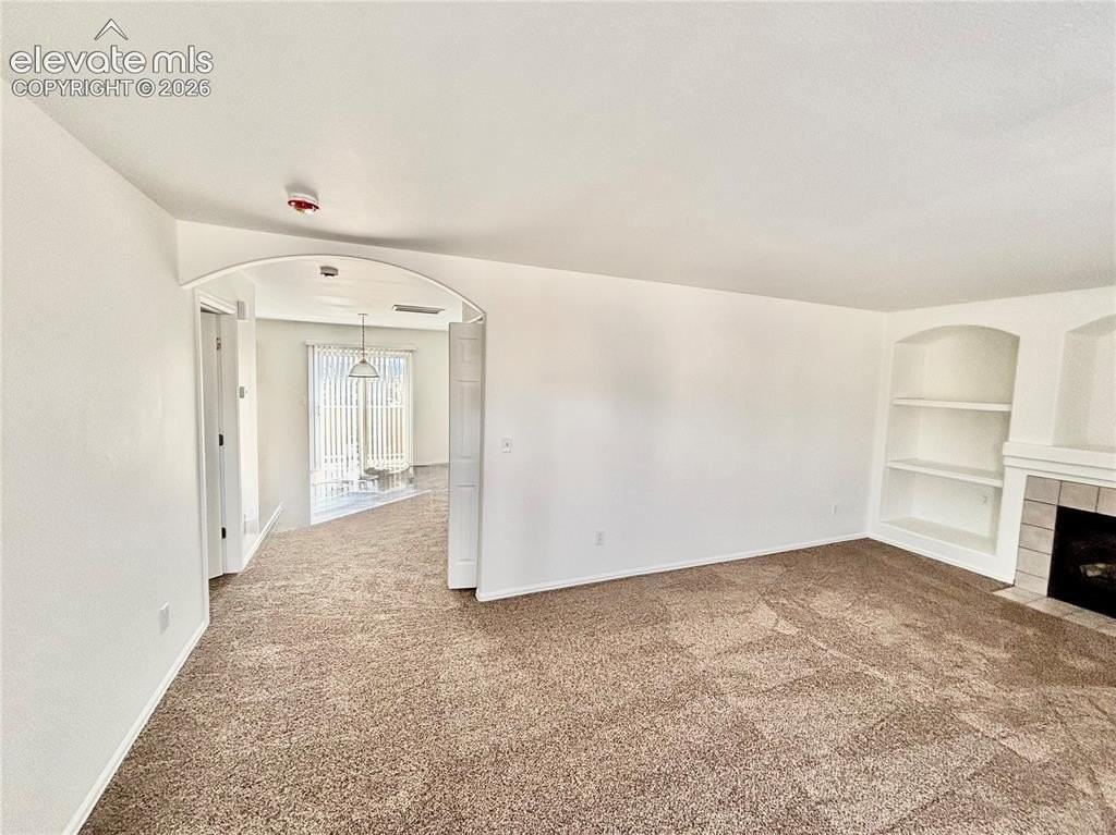 4961 Leland Pt - Photo 4 of 10