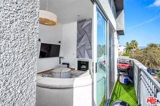 1481 S Shenandoah St #101 - Photo 2 of 8