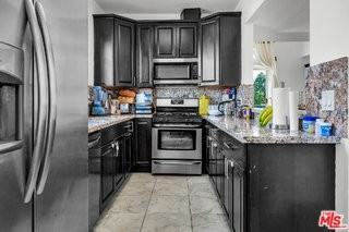 1481 S Shenandoah St #101 - Photo 5 of 8
