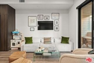556 N Flores St #2B - Photo 2 of 8