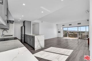 1155 N La Cienega Blvd #1106 - Photo 5 of 8