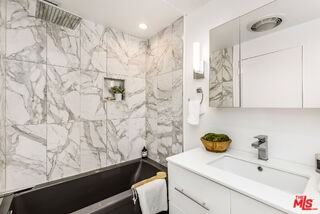 7250 Franklin Ave #1204 - Photo 6 of 8