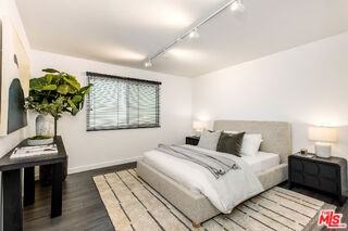 7250 Franklin Ave #1204 - Photo 7 of 8