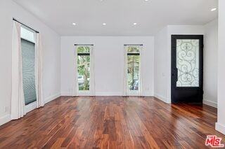 7270 Waring Ave - Photo 4 of 8