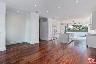 7270 Waring Ave - Photo 6 of 8