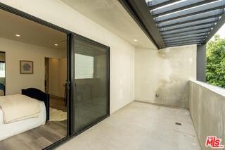 1262 N Sweetzer Ave #109 - Photo 4 of 8