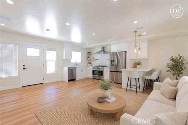 5221 E Willow St #A - Photo 3 of 8
