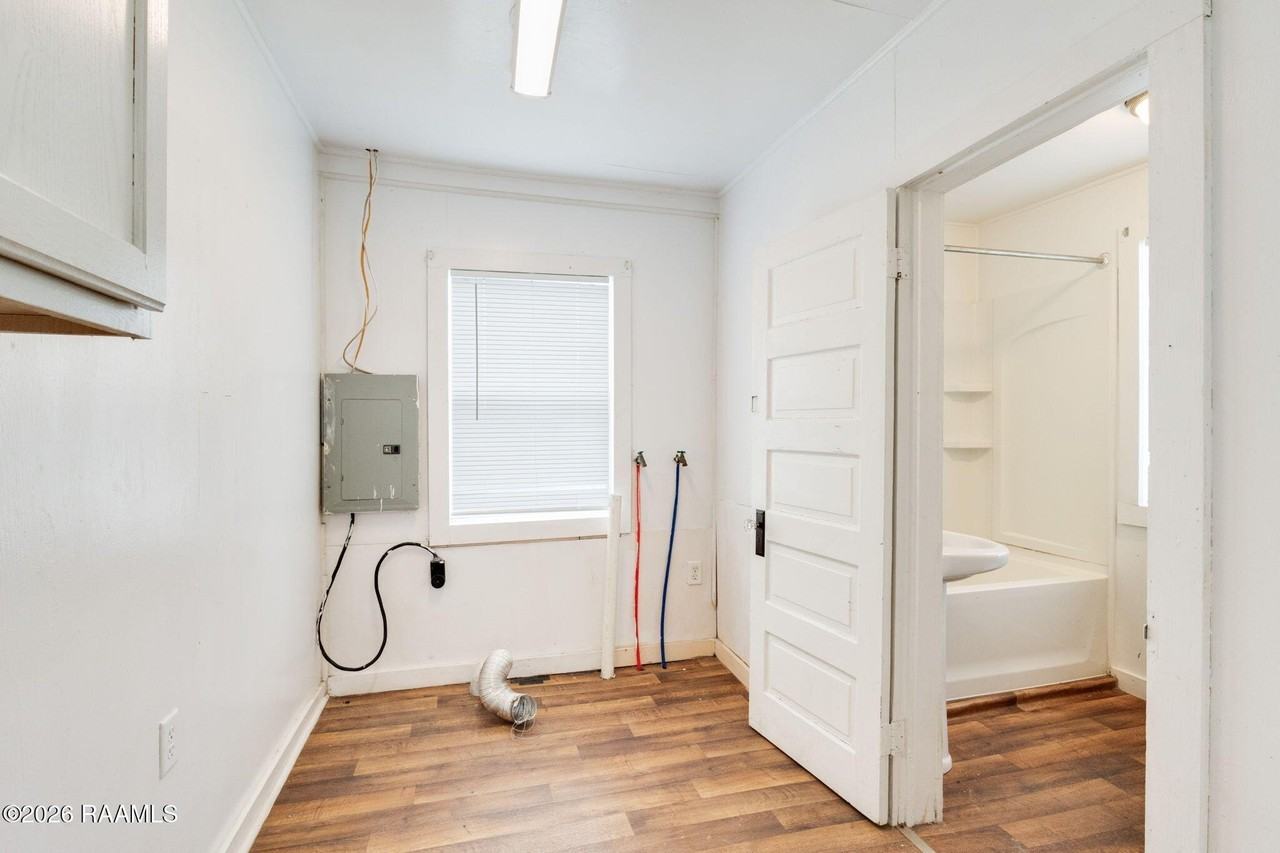 866 Mouton Rd #1 - Photo 3 of 11