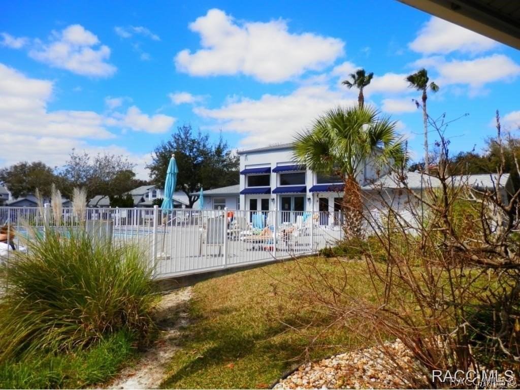 10972 W Cove Harbor Dr - Photo 3 of 15