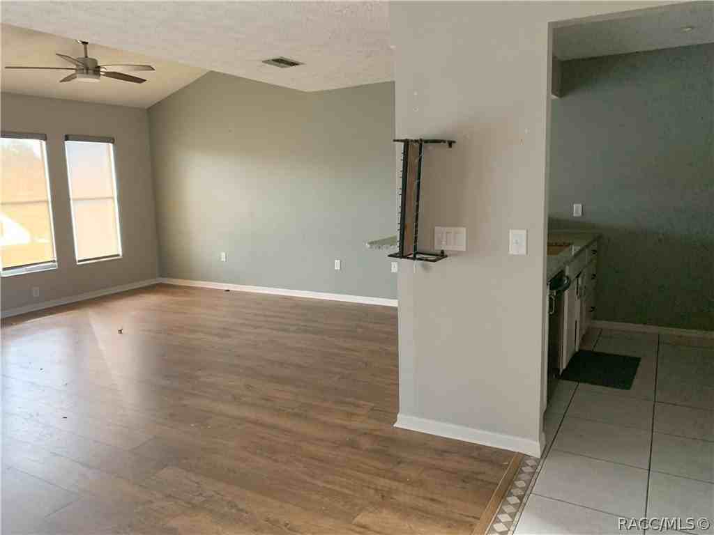 10972 W Cove Harbor Dr - Photo 5 of 15