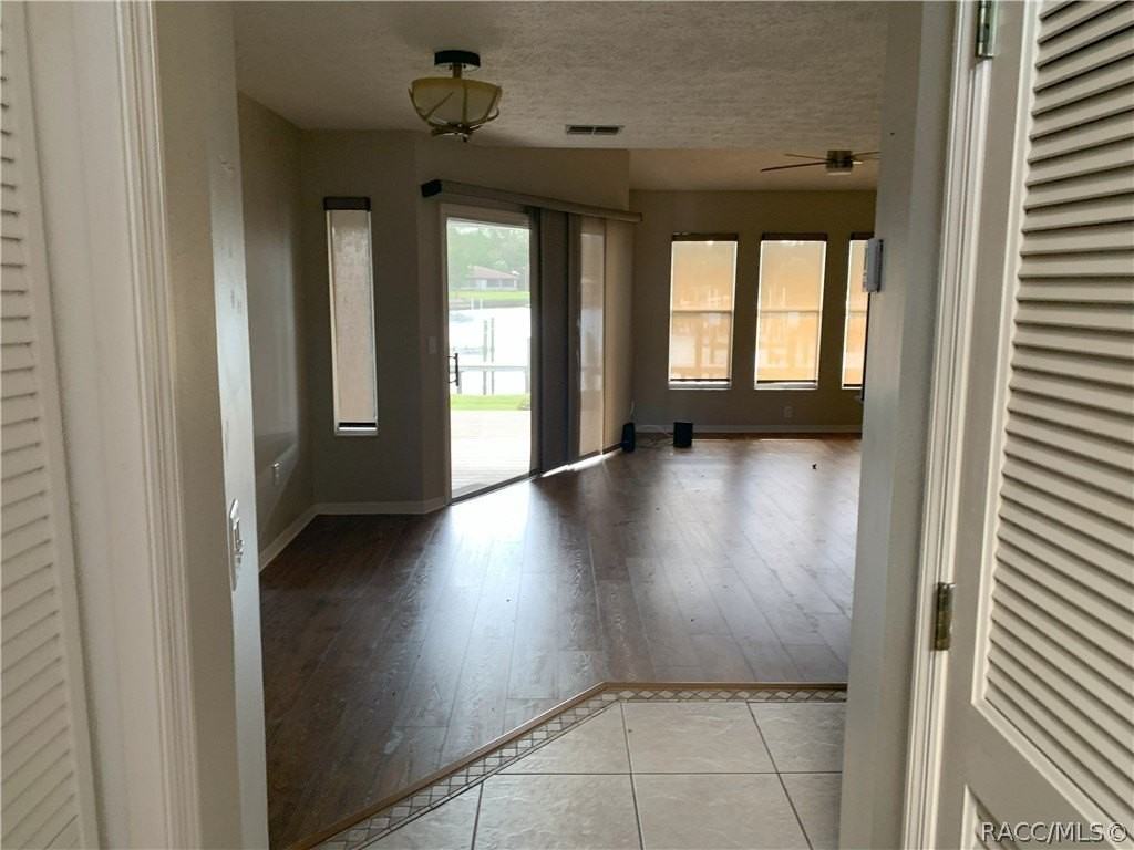 10972 W Cove Harbor Dr - Photo 6 of 15