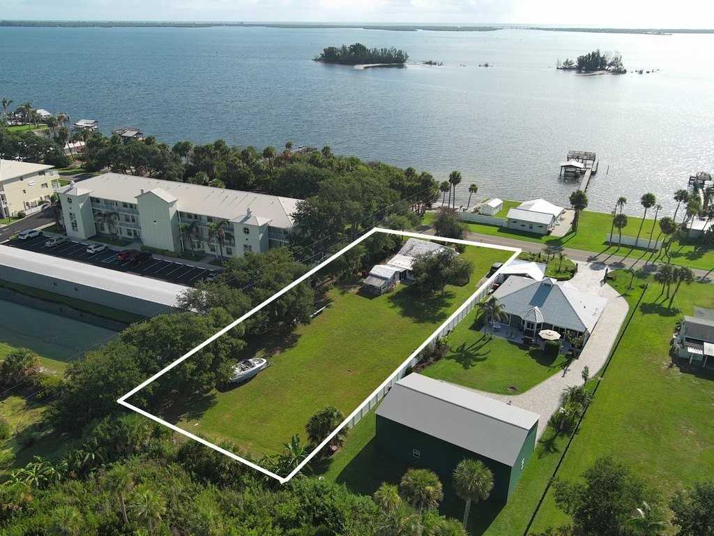 13485 N Indian River Dr - Photo 4 of 24