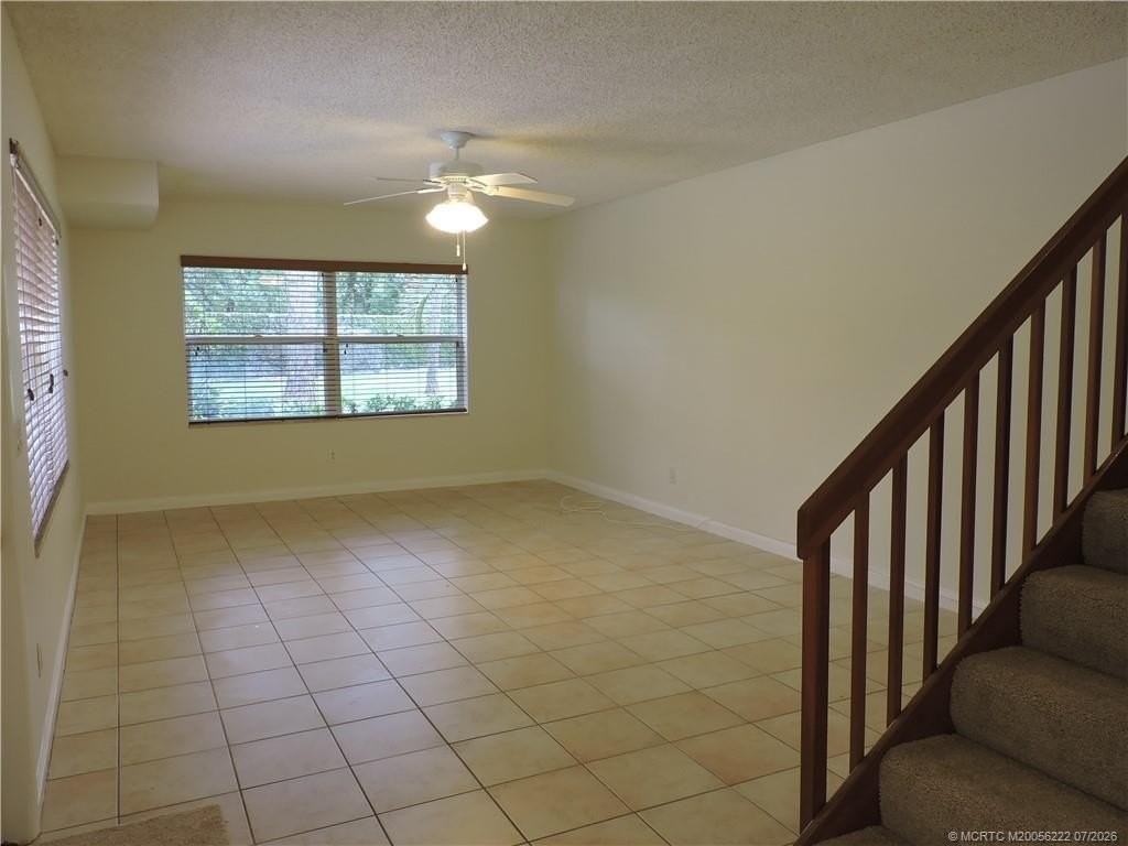 2865 Sw Lakemont Pl - Photo 4 of 21