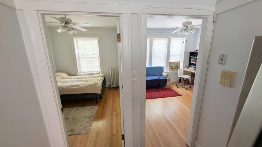 1222 W Victoria St - Photo 6 of 9