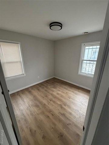 3887 Moore St Avenue - Photo 5 of 10