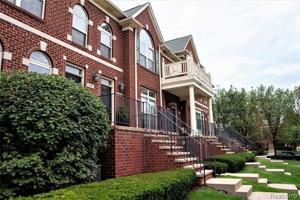 featured image of 1446 Raliegh Pl #112