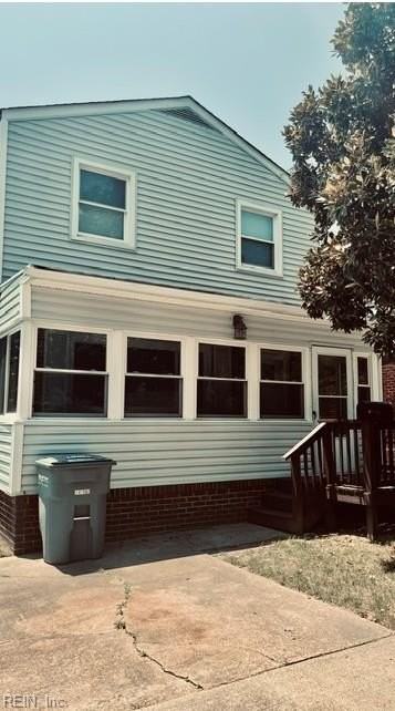 1221 West Ave - Photo 2 of 22