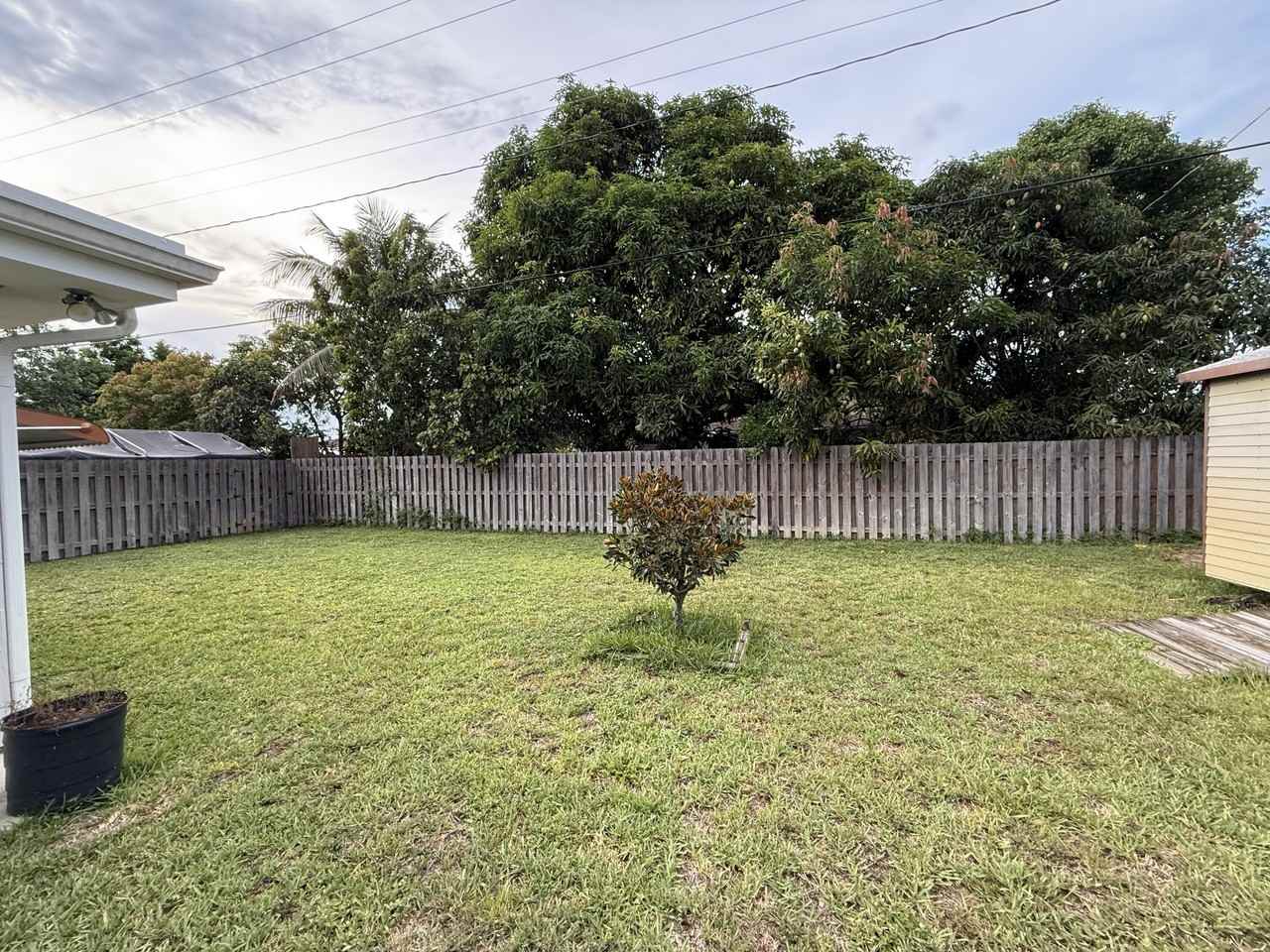 817 Elm Rd - Photo 3 of 15