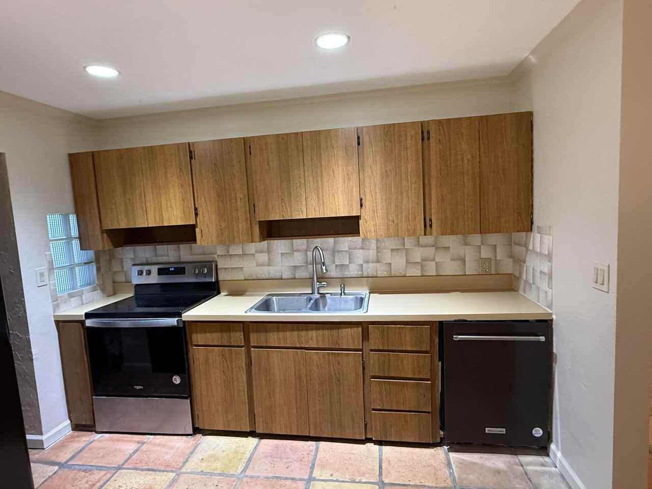 817 Elm Rd - Photo 7 of 15