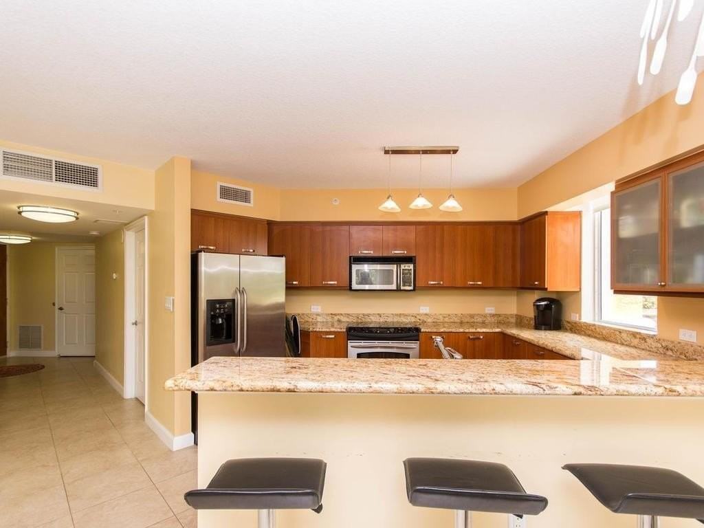 2001 N Ocean Blvd #202 - Photo 6 of 42