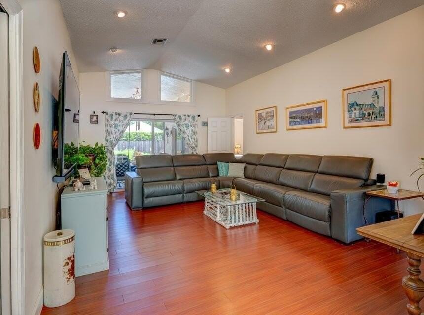 11335 Woodchuck Dr - Photo 3 of 21
