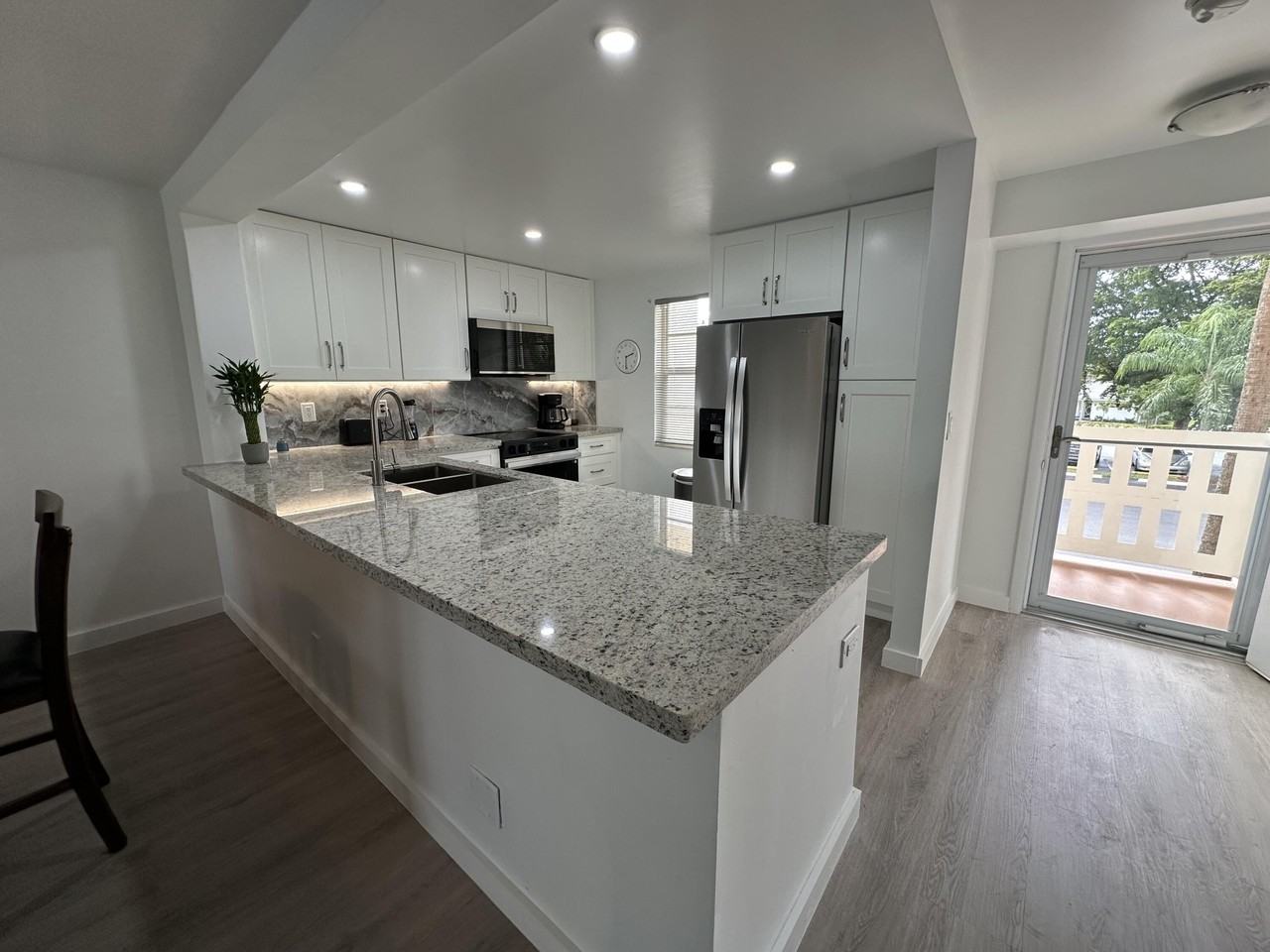 141 Se 3rd Ave #203 - Photo 3 of 29