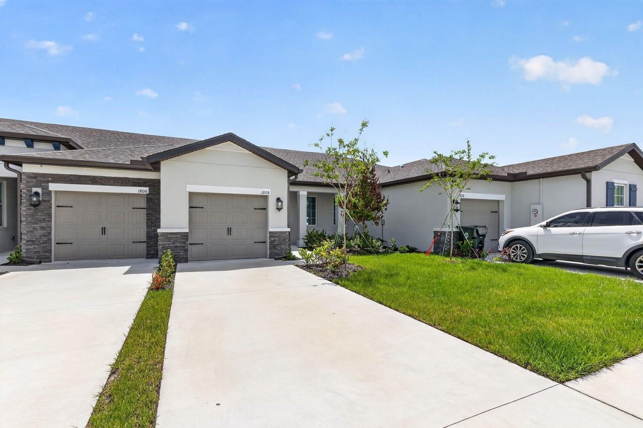 1808 Gaiety Way - Photo 7 of 32