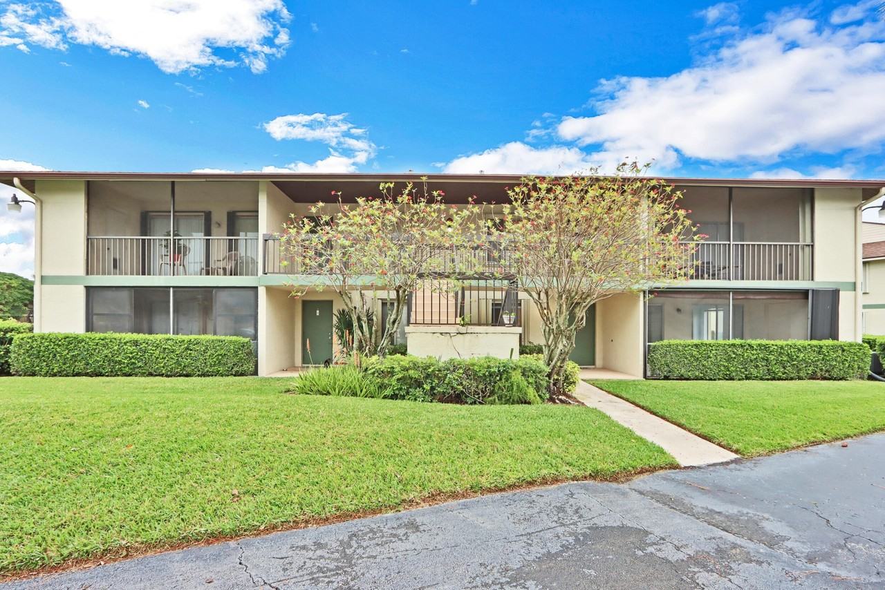 6313 Chasewood Dr #B - Photo 7 of 24