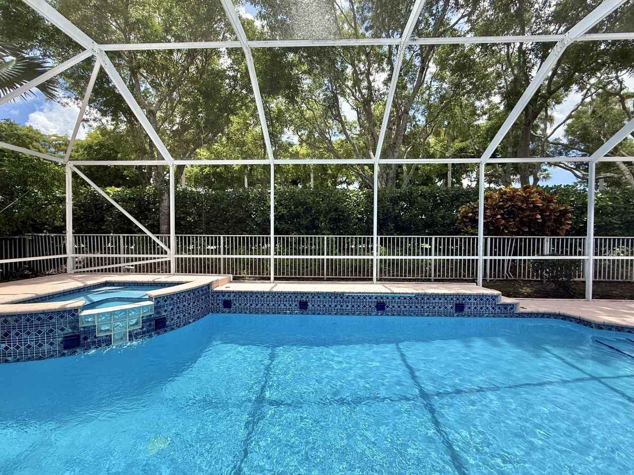 12310 Riverfalls Ct - Photo 2 of 30