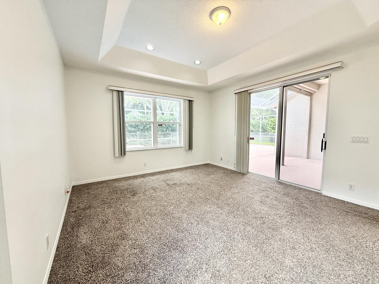 12310 Riverfalls Ct - Photo 6 of 30
