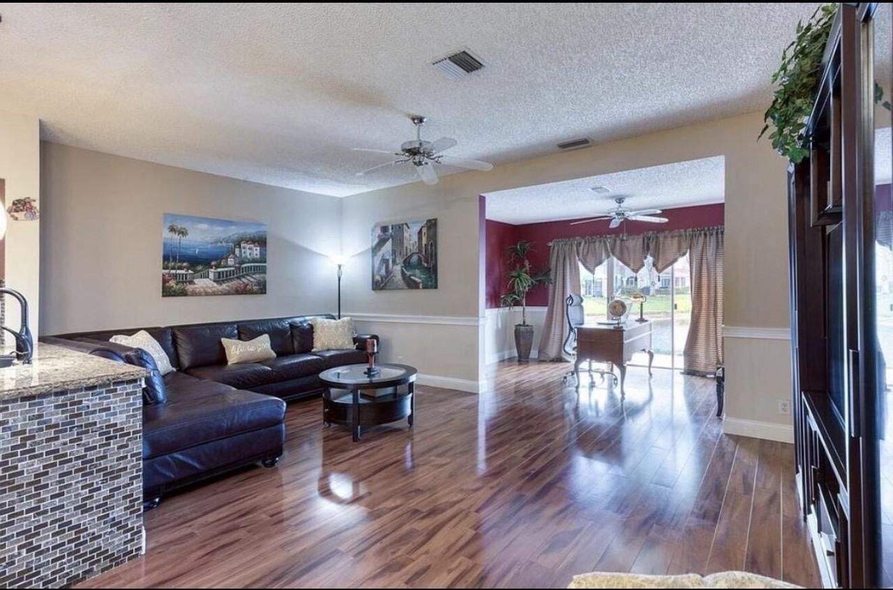 9217 Boca Gardens Cir S #D - Photo 3 of 18