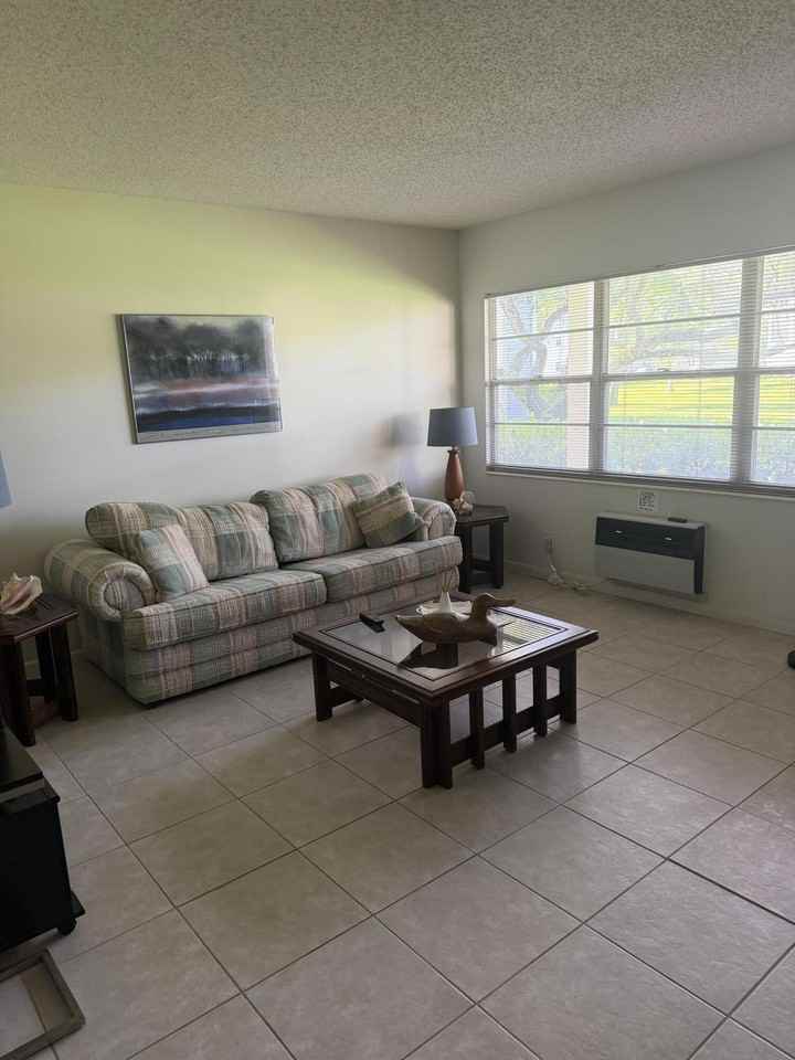 469 Mansfield L - Photo 3 of 9