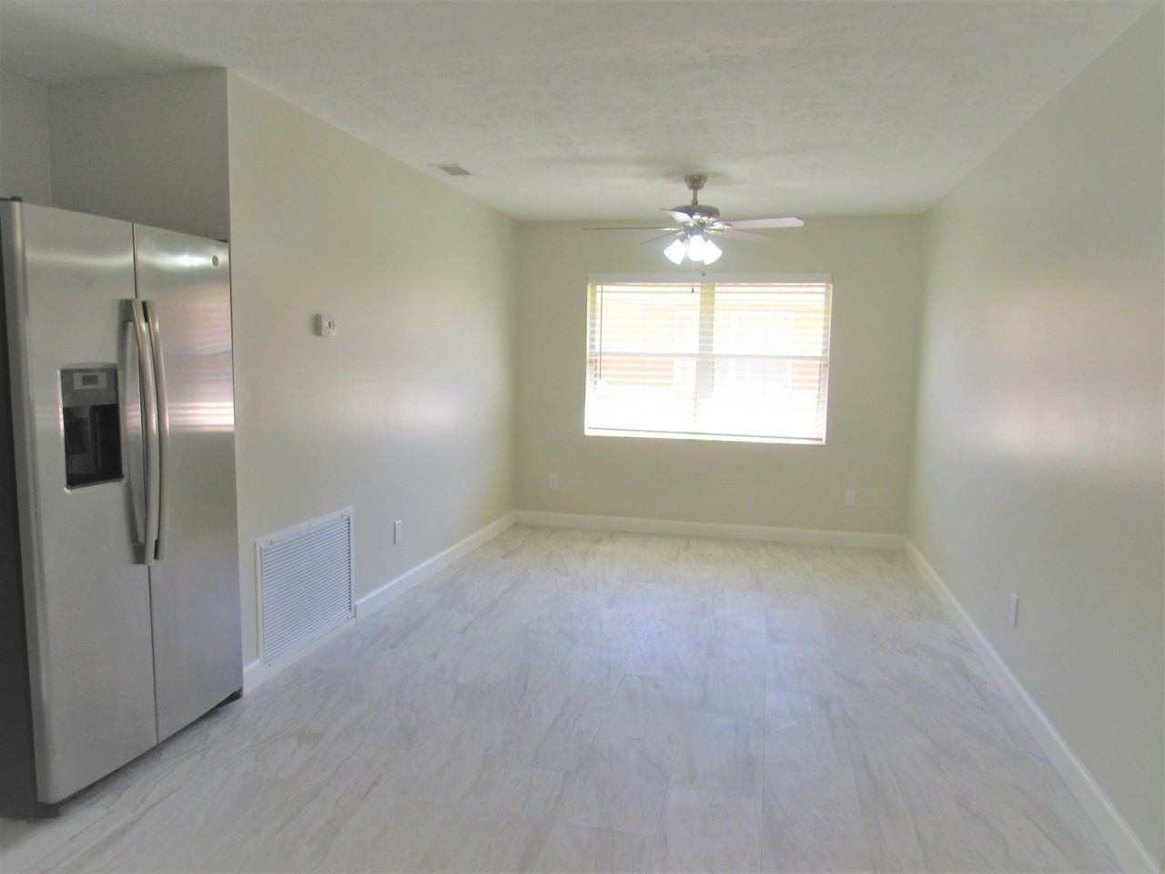 1242 Sw Melrose Ave - Photo 6 of 46