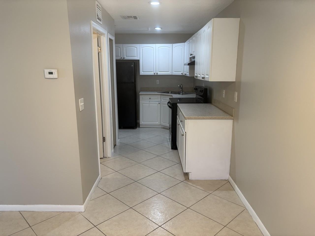 2011 Oleander Blvd #C - Photo 4 of 10