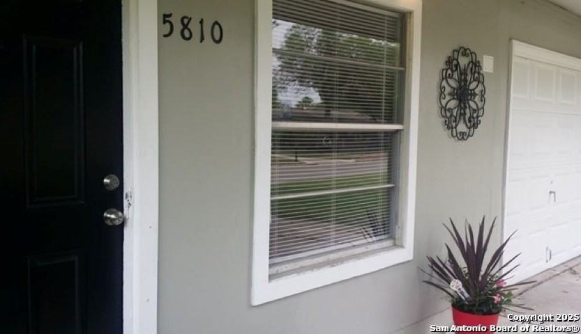 5810 Timberrock Dr - Photo 2 of 21