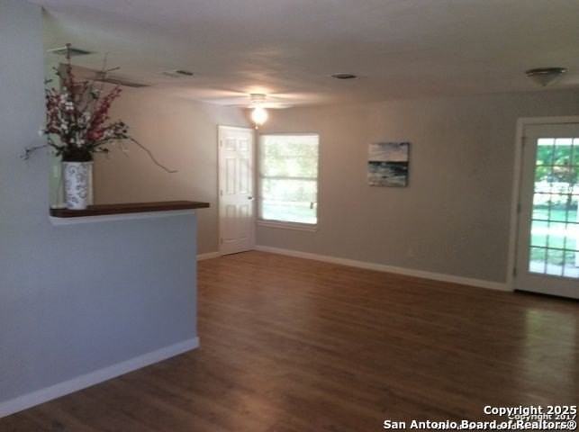 5810 Timberrock Dr - Photo 4 of 21