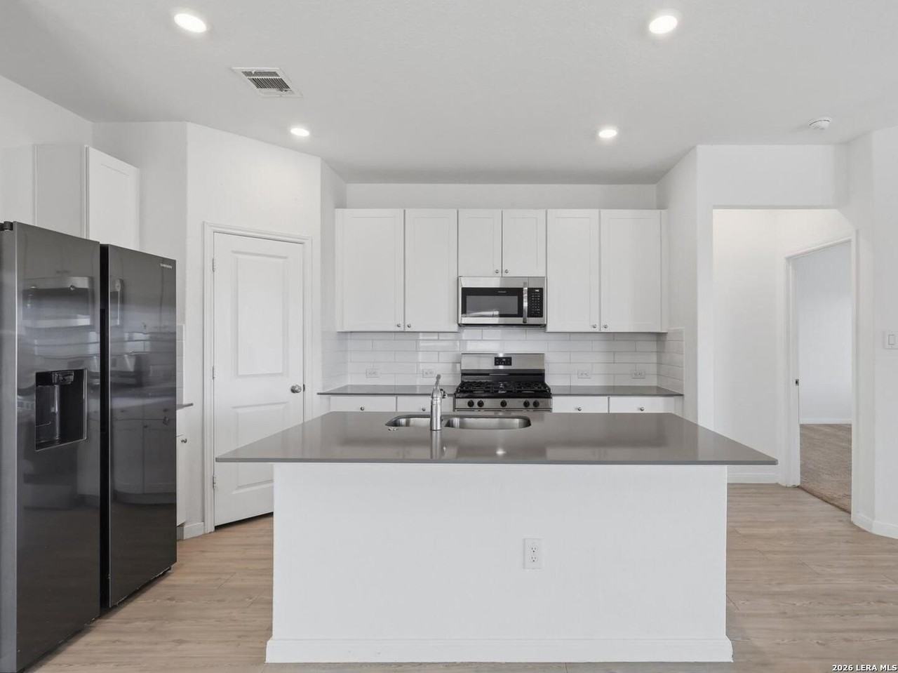 12914 Rosemary Bnd - Photo 2 of 28