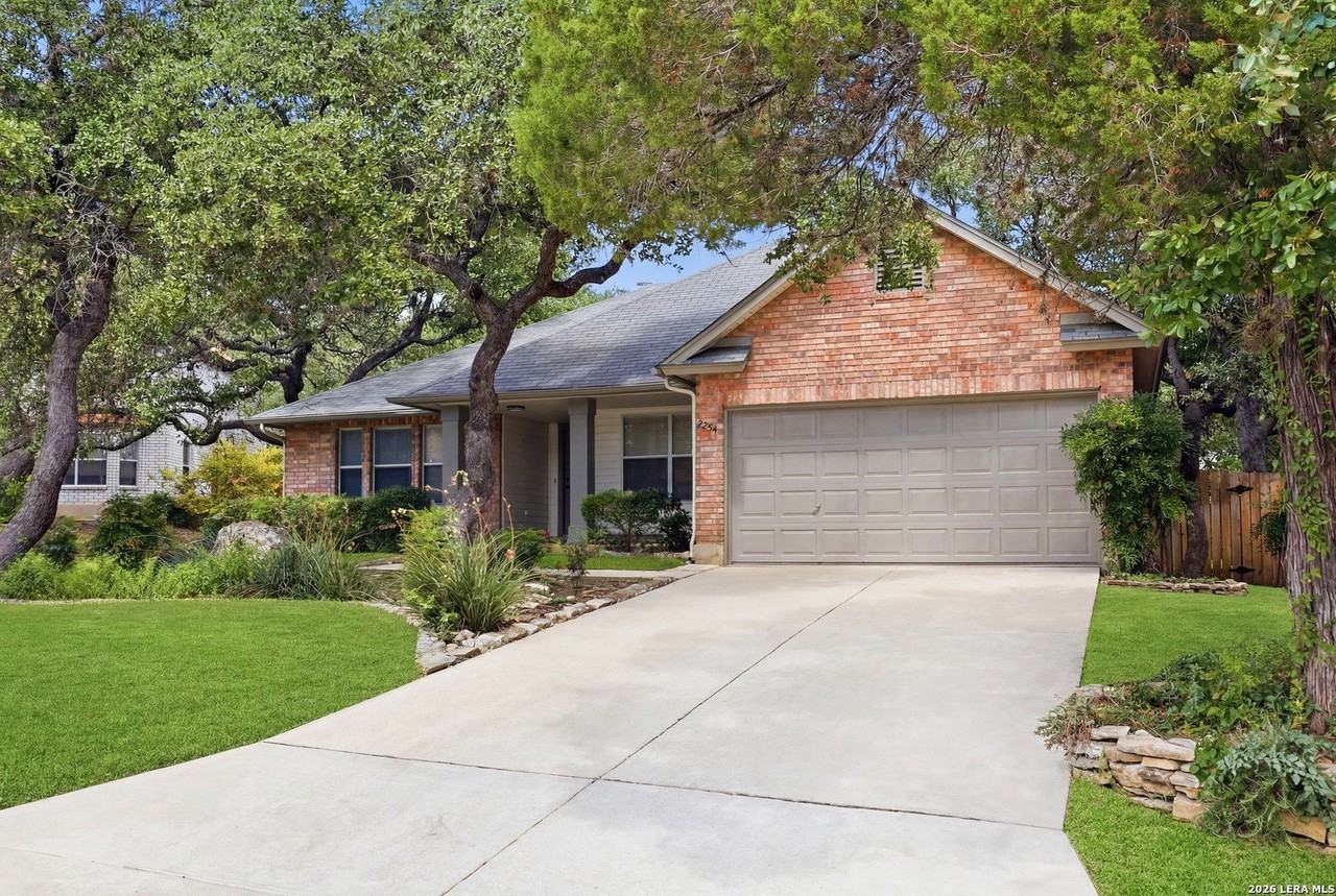 2254 Indian Meadows Dr - Photo 2 of 48